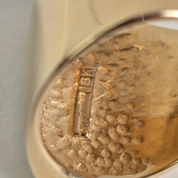 18K solid gold Sharp Edge Estate Ring - Picture 7 of 15